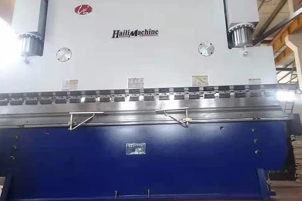 山東某機械制造廠購進折彎機 